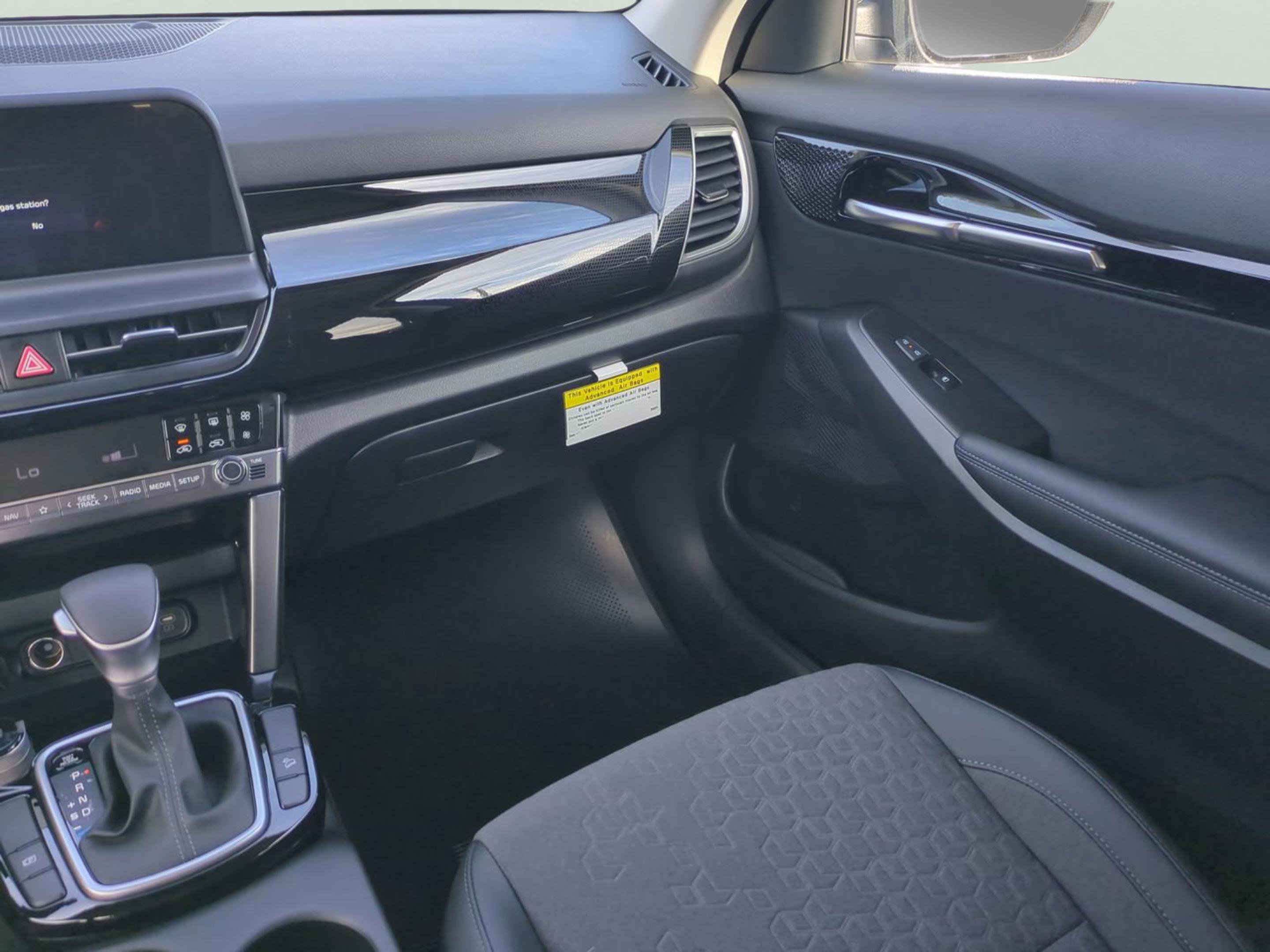 2026 Kia Seltos S photo 13