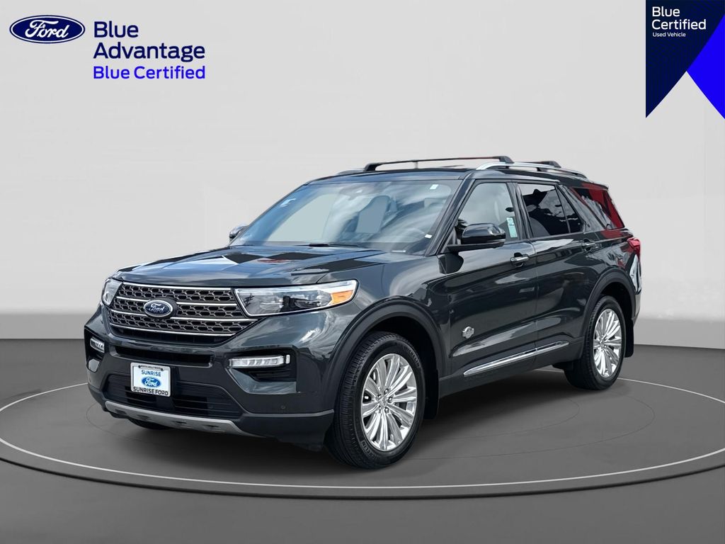 2022 Ford Explorer King Ranch's photo