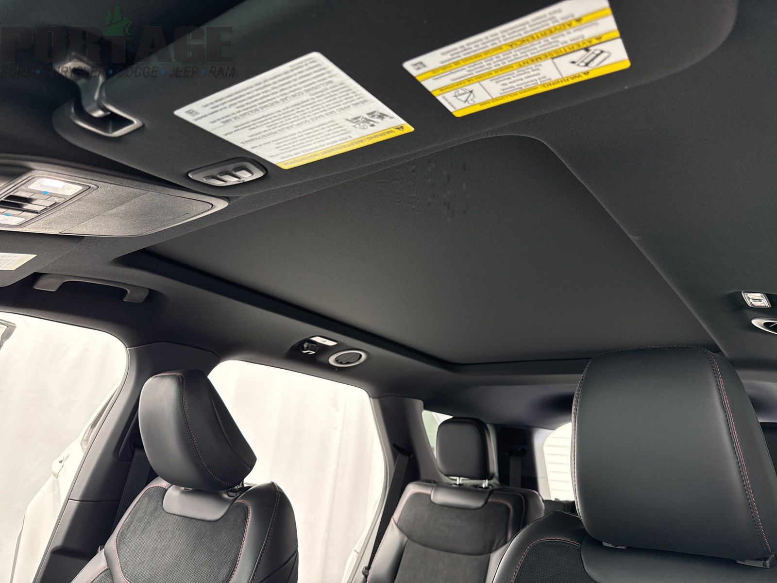 2025 Ford Explorer ST photo 25