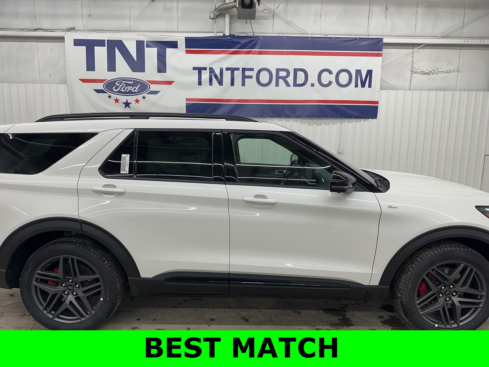 2026 Ford Explorer ST-LINE's photo