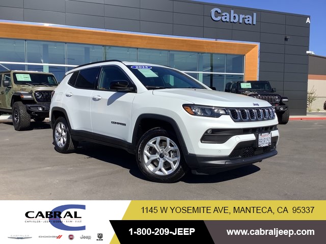 2025 Jeep Compass Latitude's photo