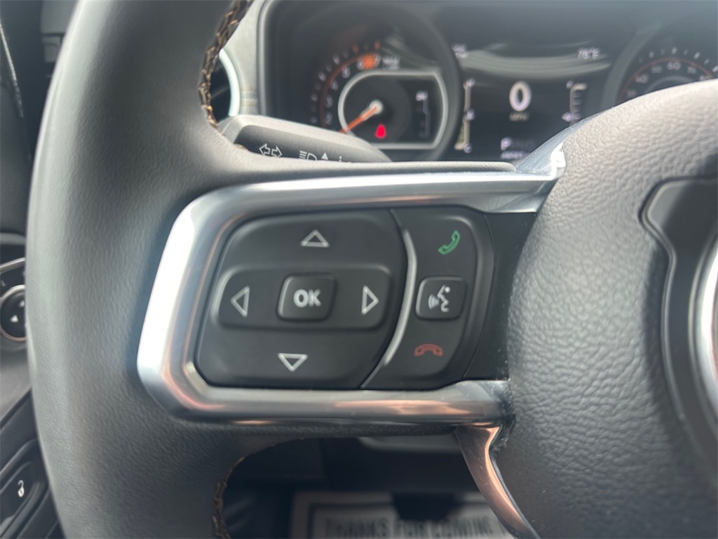 2024 Jeep Wrangler Sahara photo 29