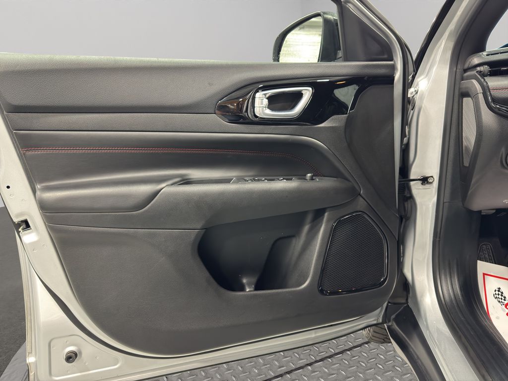 2024 Jeep Compass Trailhawk photo 10