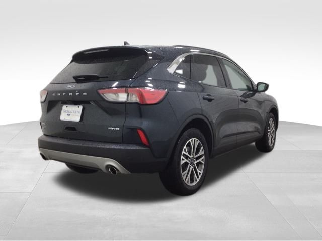 2022 Ford Escape SEL photo 2