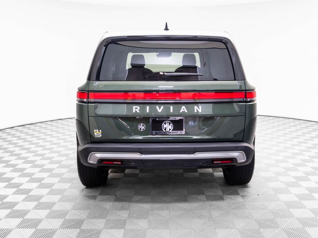 2022 Rivian R1S Launch Edition photo 4