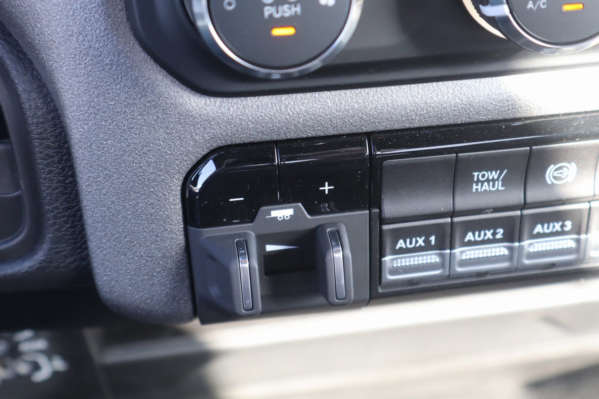 2024 Ram 5500 Tradesman photo 12