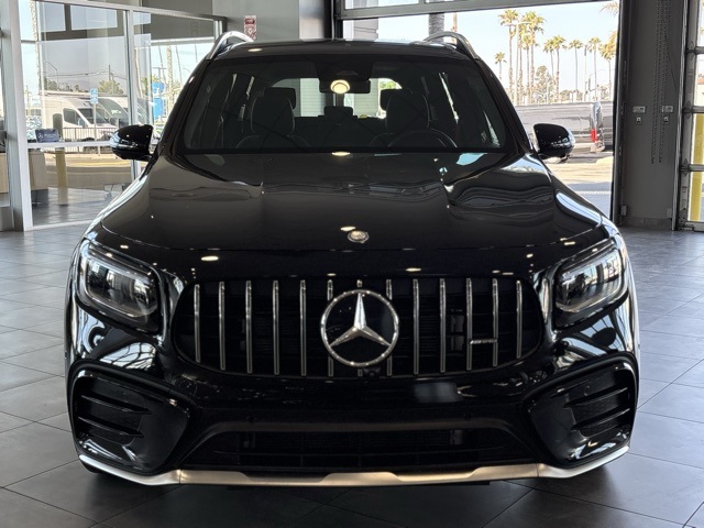2025 Mercedes Benz GLB 35 AMG 4MATIC photo 6