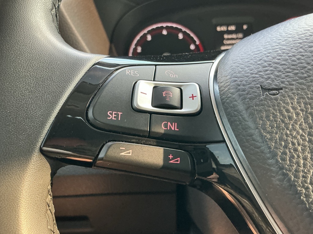 2021 Volkswagen Passat 2.0T SE photo 47