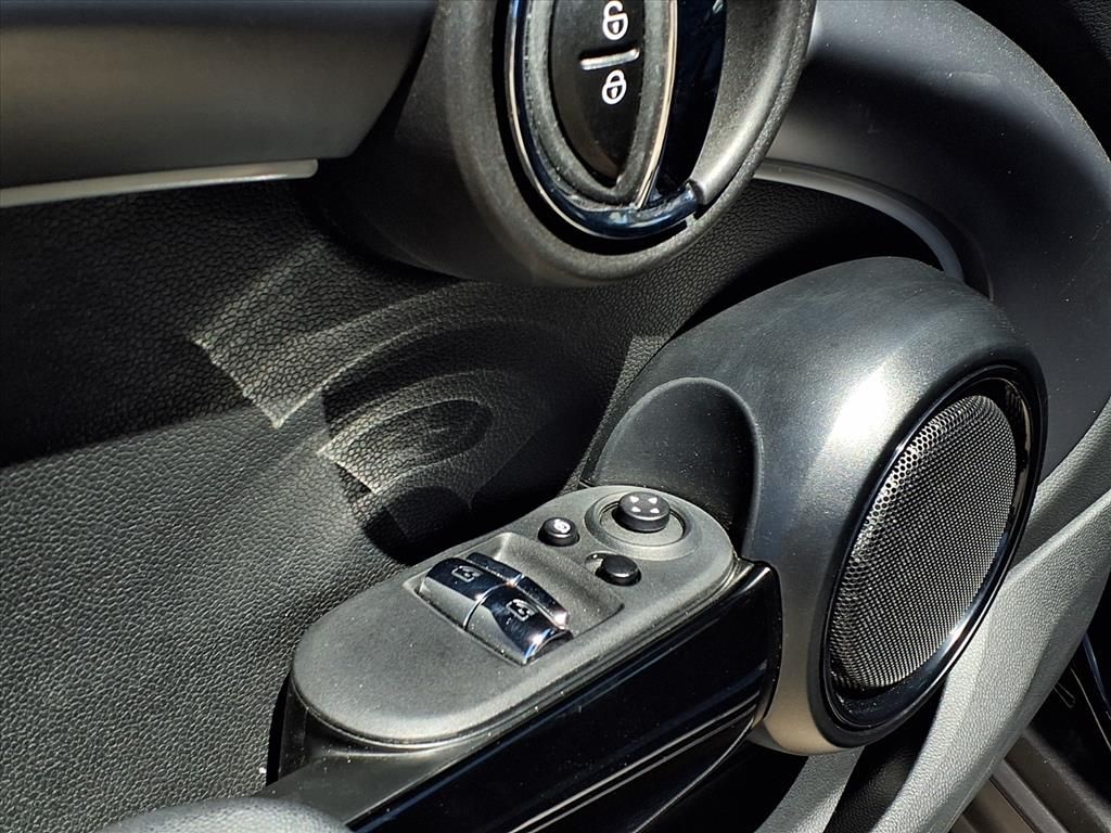 2023 Mini Cooper 2 Door Hardtop S photo 15