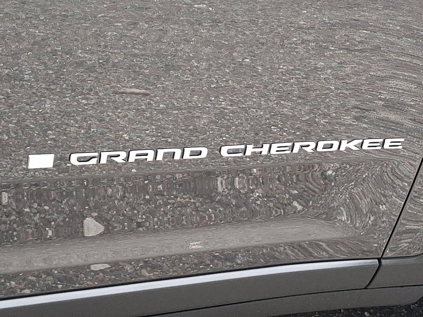 2025 Jeep Grand Cherokee Limited photo 16