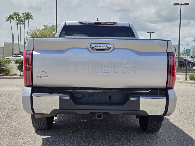 2022 Toyota Tundra 1794 Edition CrewMax photo 4