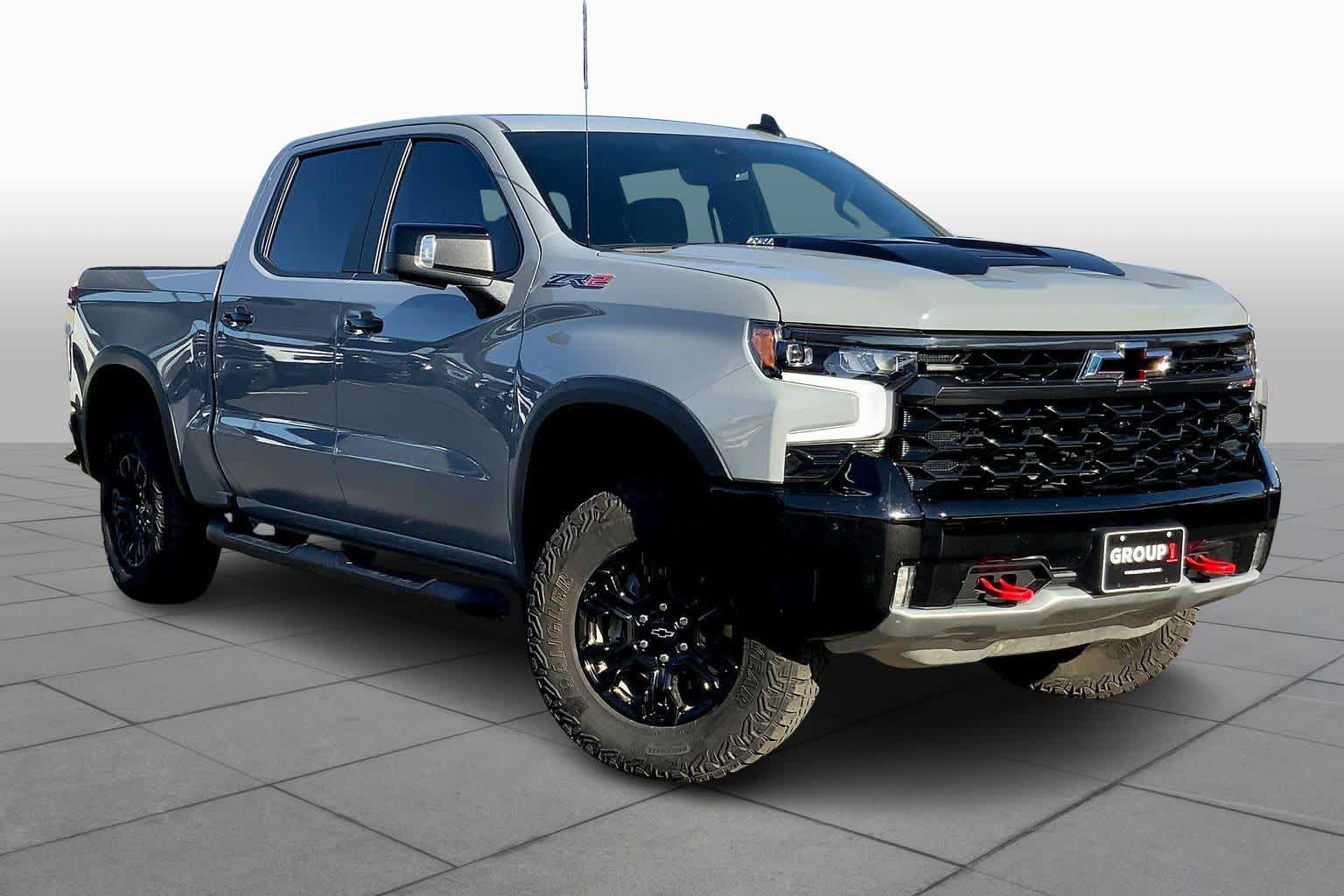 2024 Chevrolet Silverado 1500 ZR2 photo 2