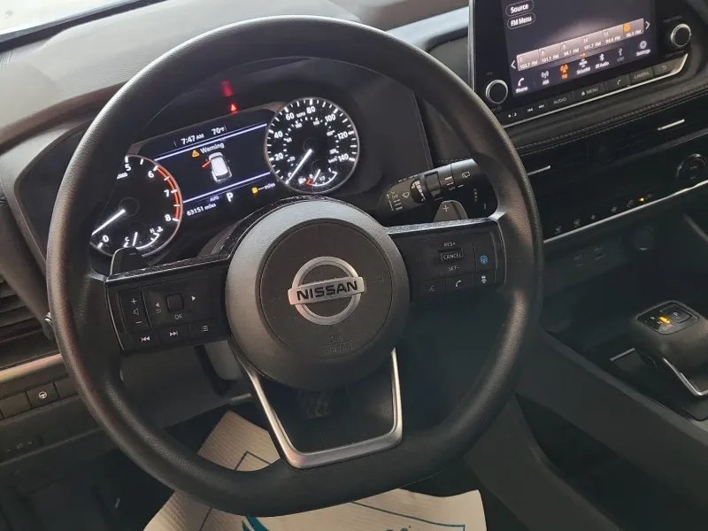 2021 Nissan Rogue SV photo 16