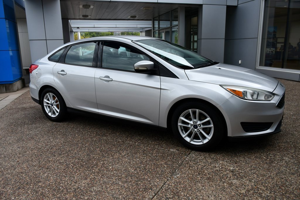 2015 Ford Focus SE photo 9