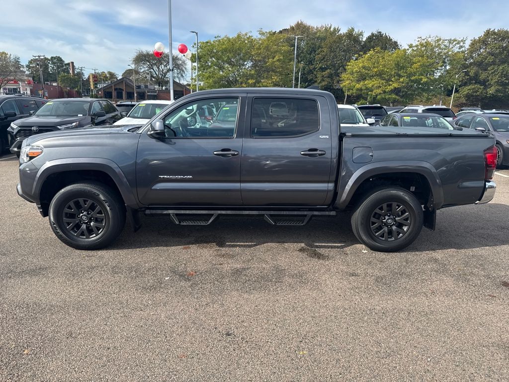 2021 Toyota Tacoma SR5 photo 3