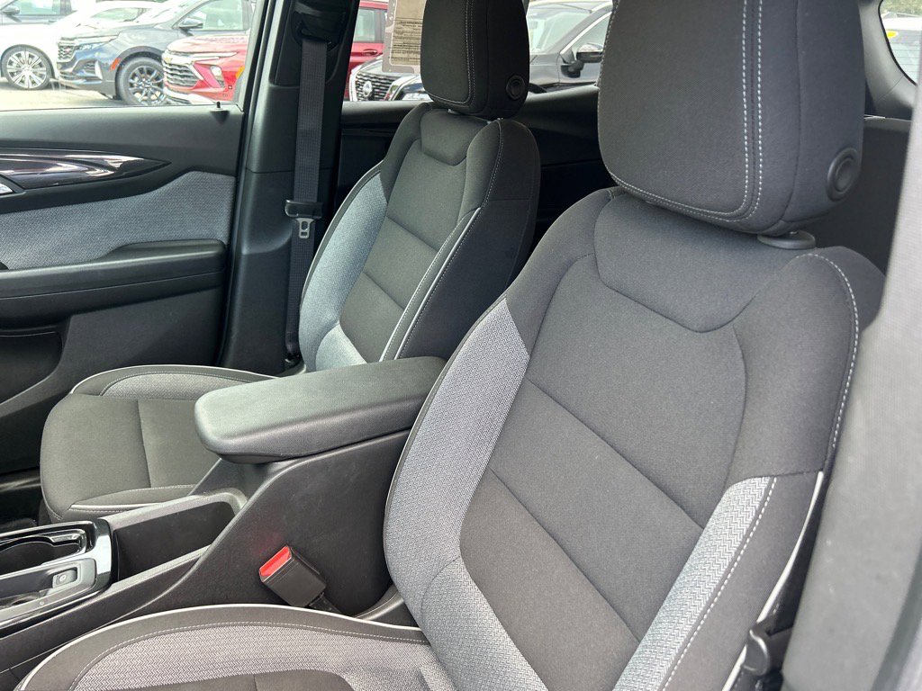 2025 Chevrolet Trailblazer LT photo 11
