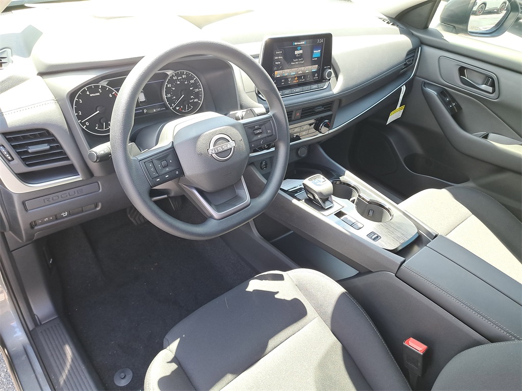 2026 Nissan Rogue S photo 18