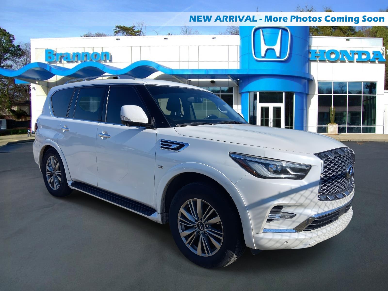 2018 INFINITI QX80 Base's photo