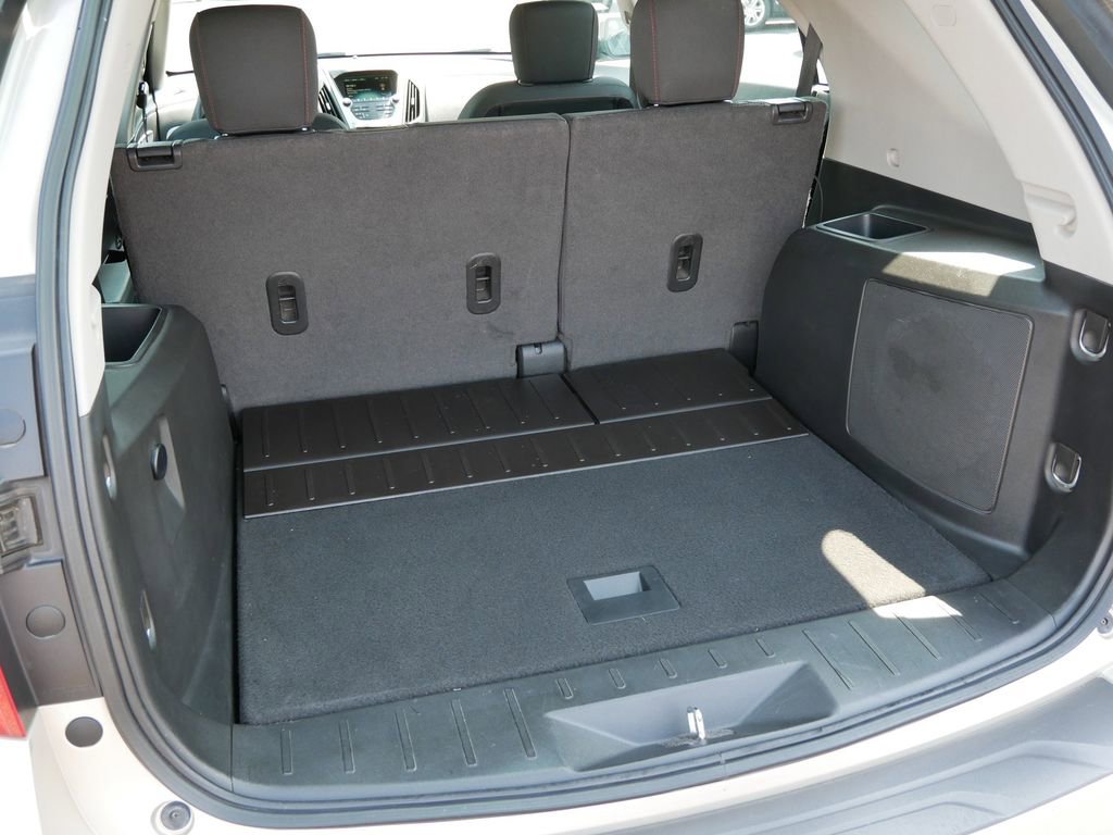 2016 Chevrolet Equinox LS photo 10