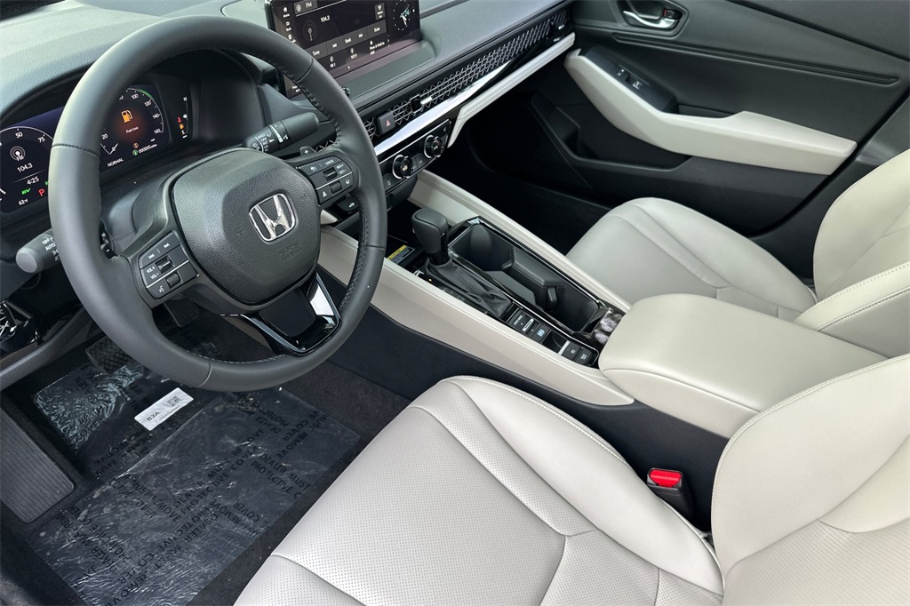 2025 Honda Accord Hybrid EX-L photo 10