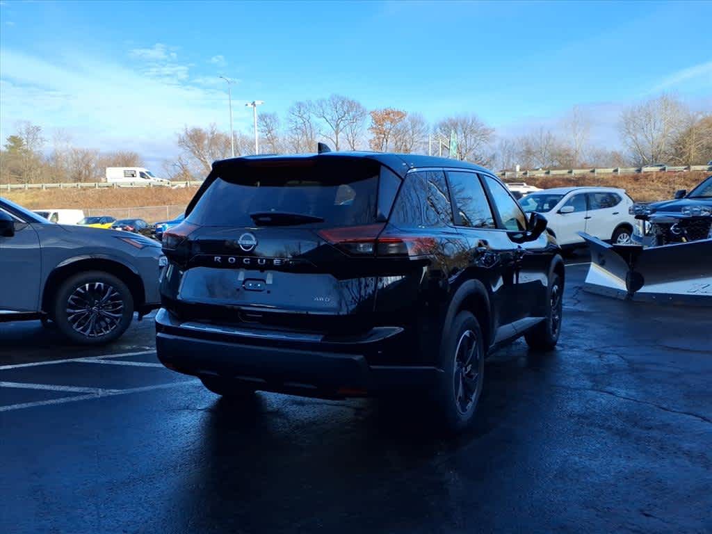 2026 Nissan Rogue SV photo 3