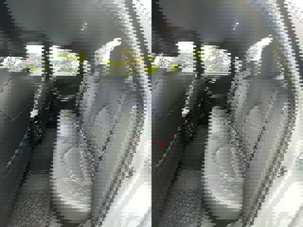 2022 Toyota Avalon Limited photo 22