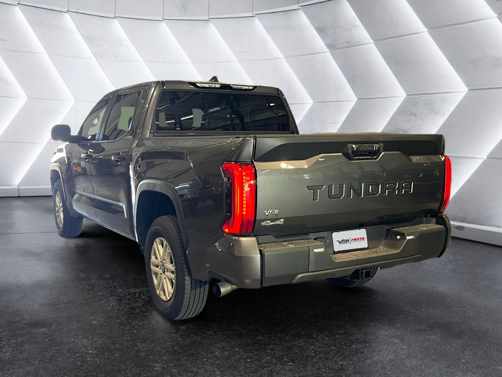 2025 Toyota Tundra SR5 photo 6