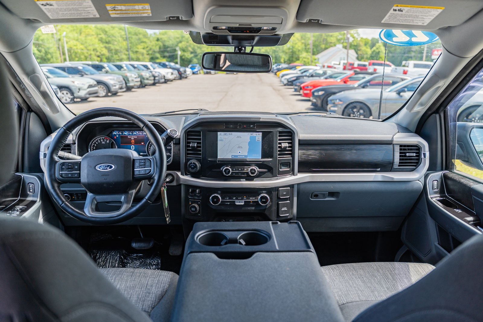 2022 Ford F-150 XLT photo 18