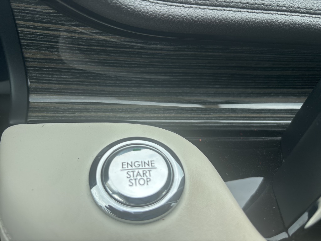 2021 Lincoln Aviator Black Label photo 23