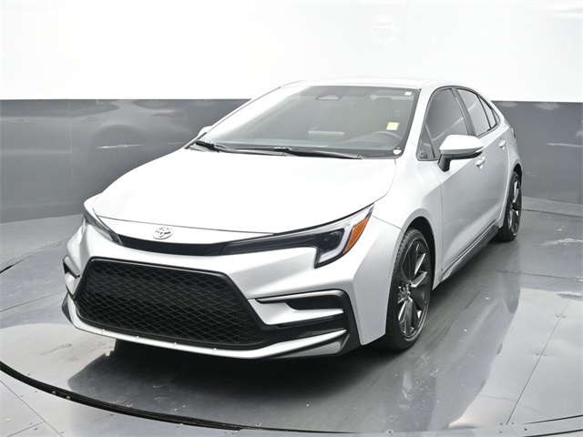 2024 Toyota Corolla SE's photo
