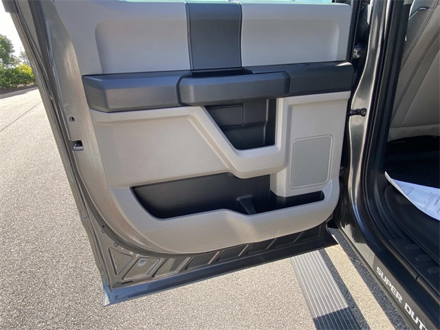 2020 Ford F-250 XL photo 13