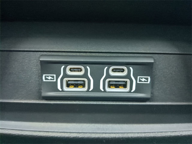 2025 Jeep Grand Cherokee Laredo Altitude photo 15