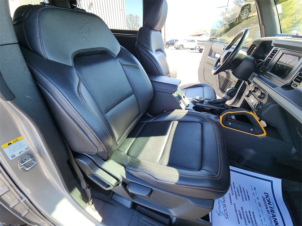 2022 Ford Bronco Badlands photo 24