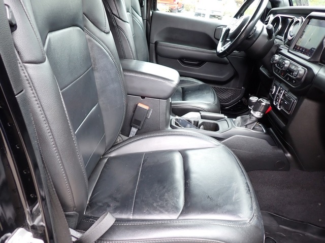2021 Jeep Wrangler Unlimited Sahara Altitude photo 10