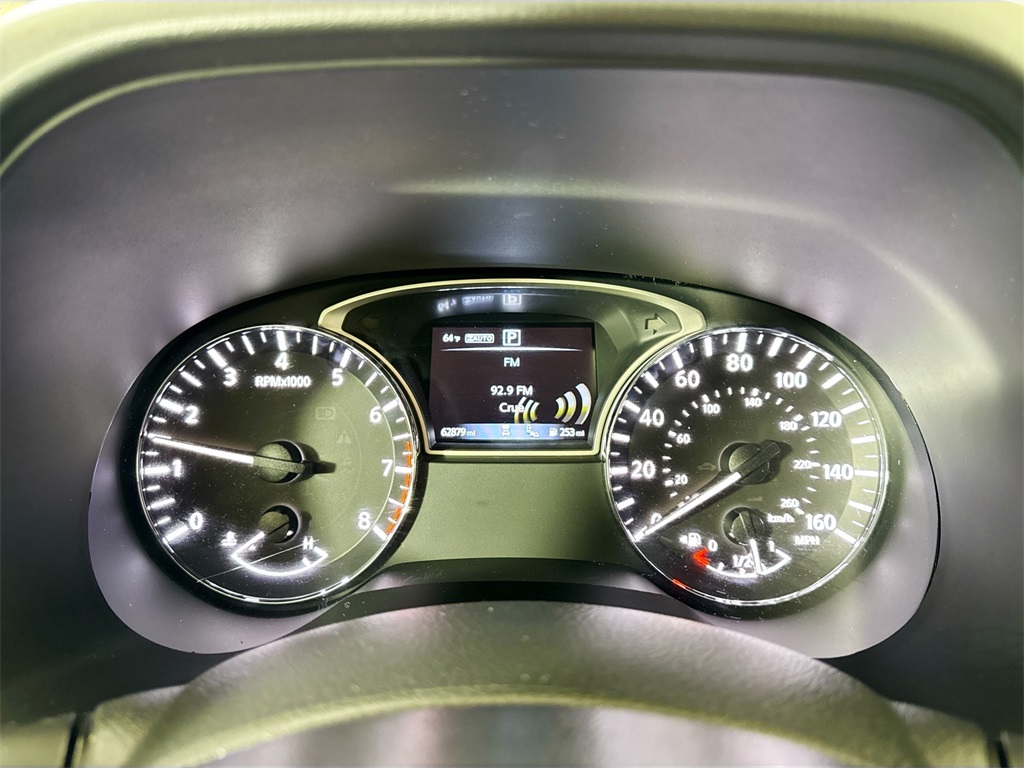 2019 Nissan Pathfinder SV photo 24