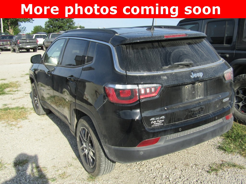 2019 Jeep Compass Latitude photo 3