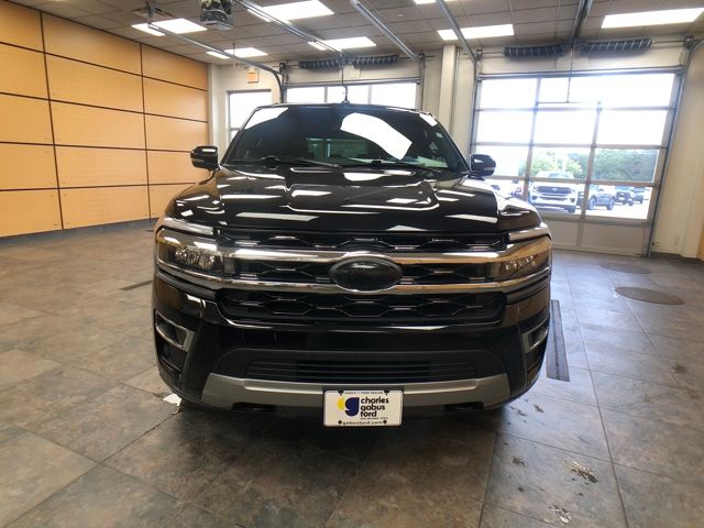 2022 Ford Expedition Limited photo 3