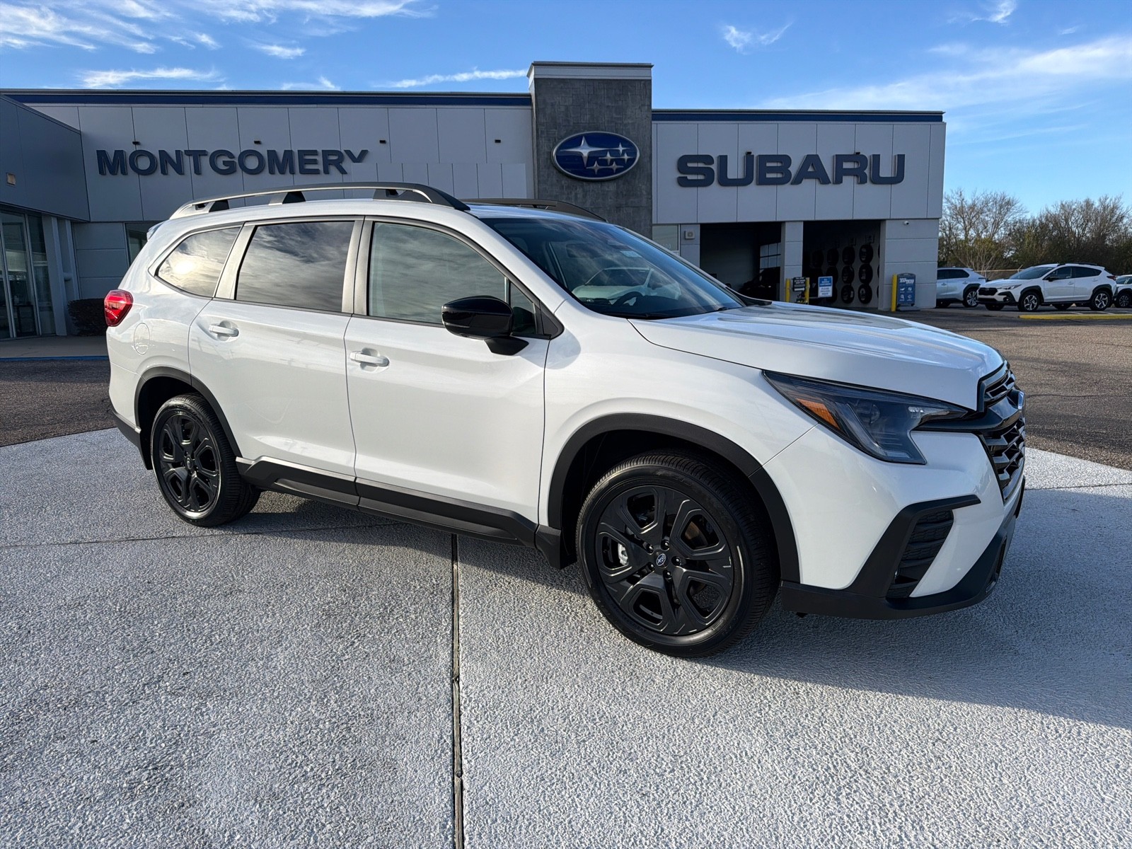 2026 Subaru Ascent Onyx Edition-Touring's photo