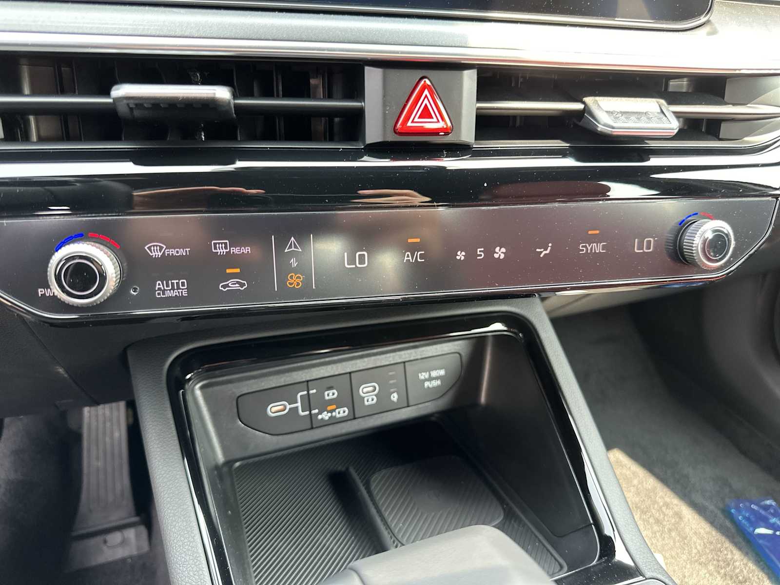 2025 Kia K5 GT-Line photo 19