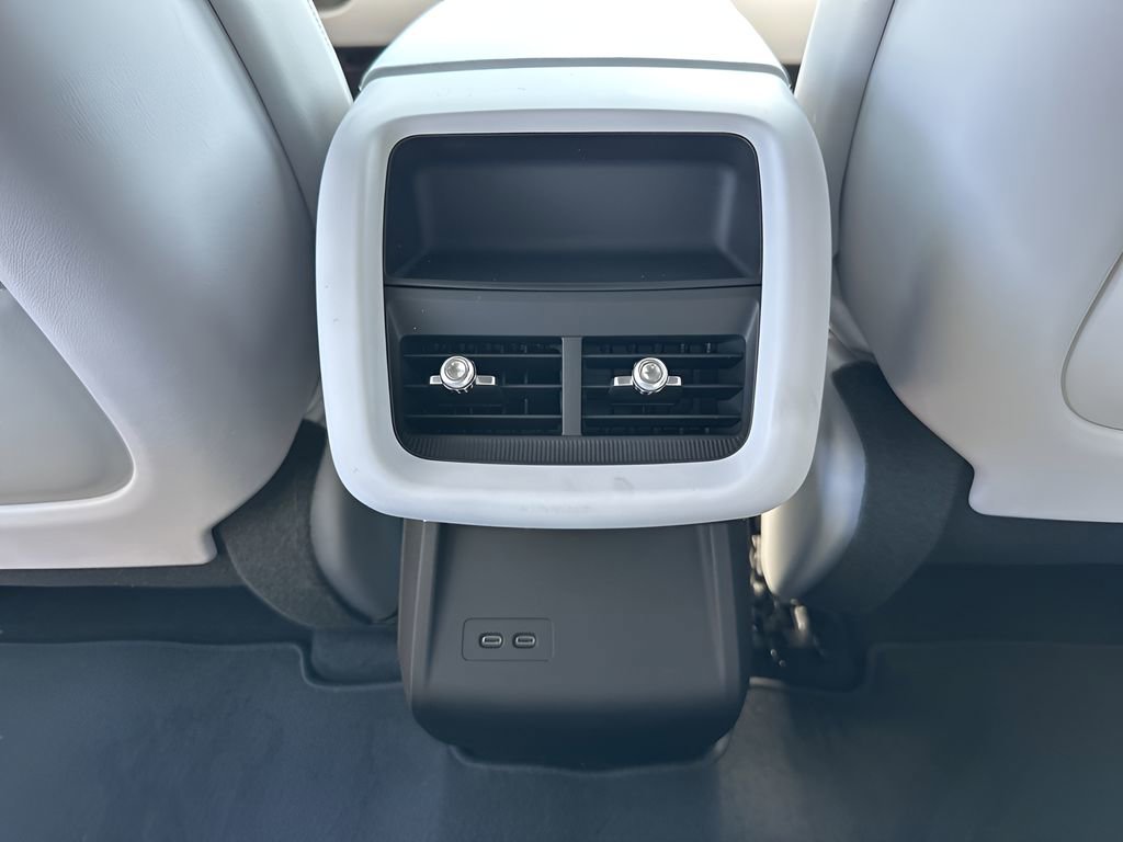2025 Cadillac Lyriq Sport photo 19