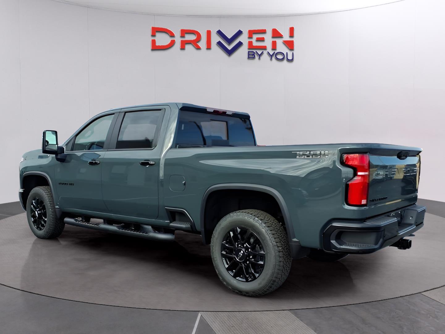 2026 Chevrolet Silverado 2500HD LT photo 3