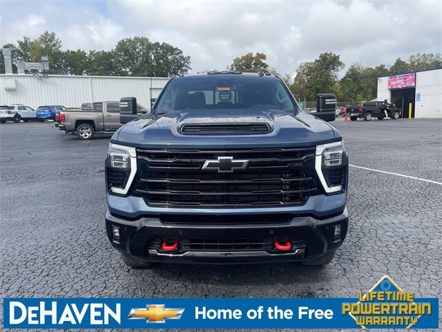 2026 Chevrolet Silverado 2500HD LT photo 3