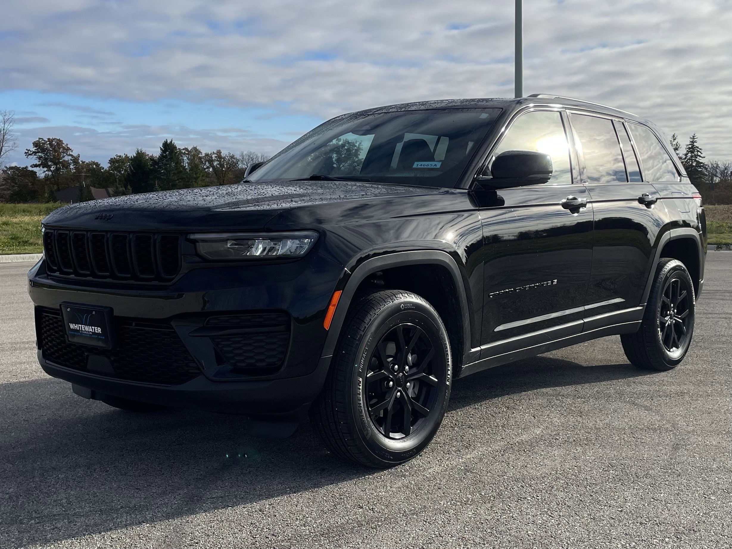 Certified 2025 Jeep Grand Cherokee Altitude with VIN 1C4RJHAG4SC317909 for sale in Saint Charles, Minnesota