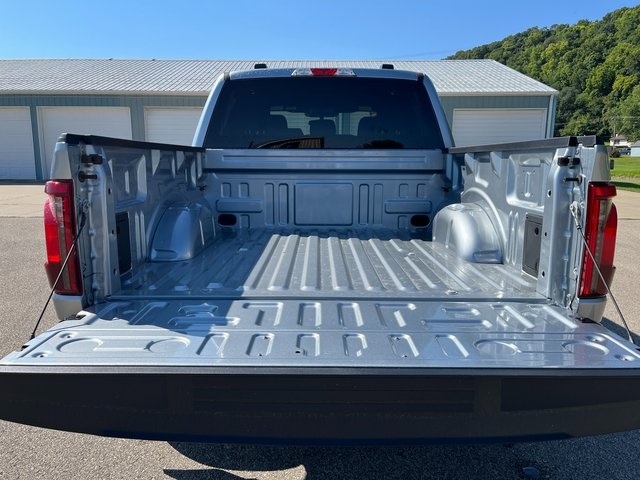 2025 Ford F-150 STX photo 12