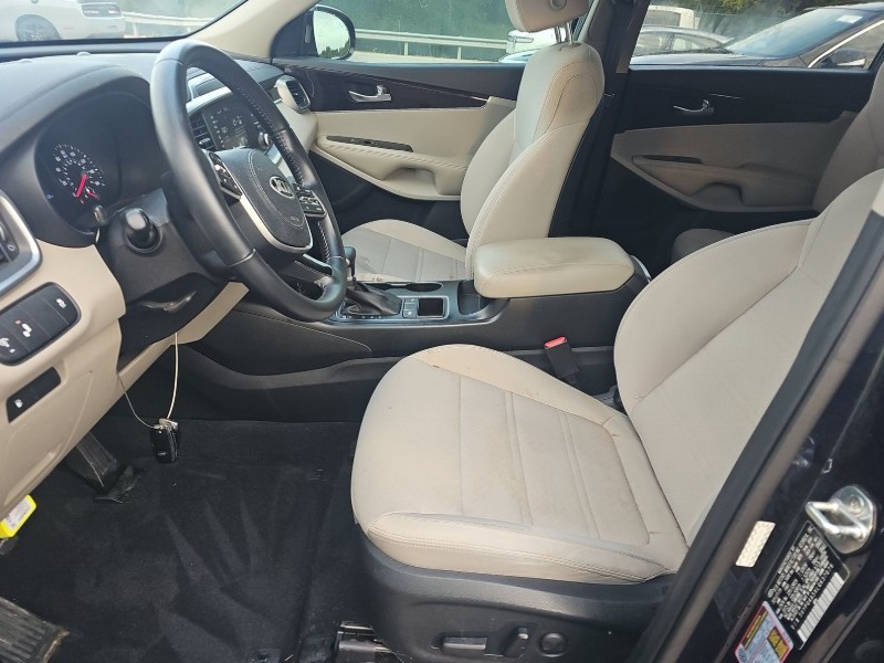 2020 Kia Sorento S photo 14