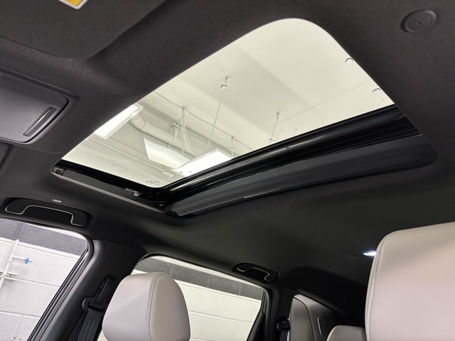 2023 Honda CR-V Hybrid Sport Touring photo 19