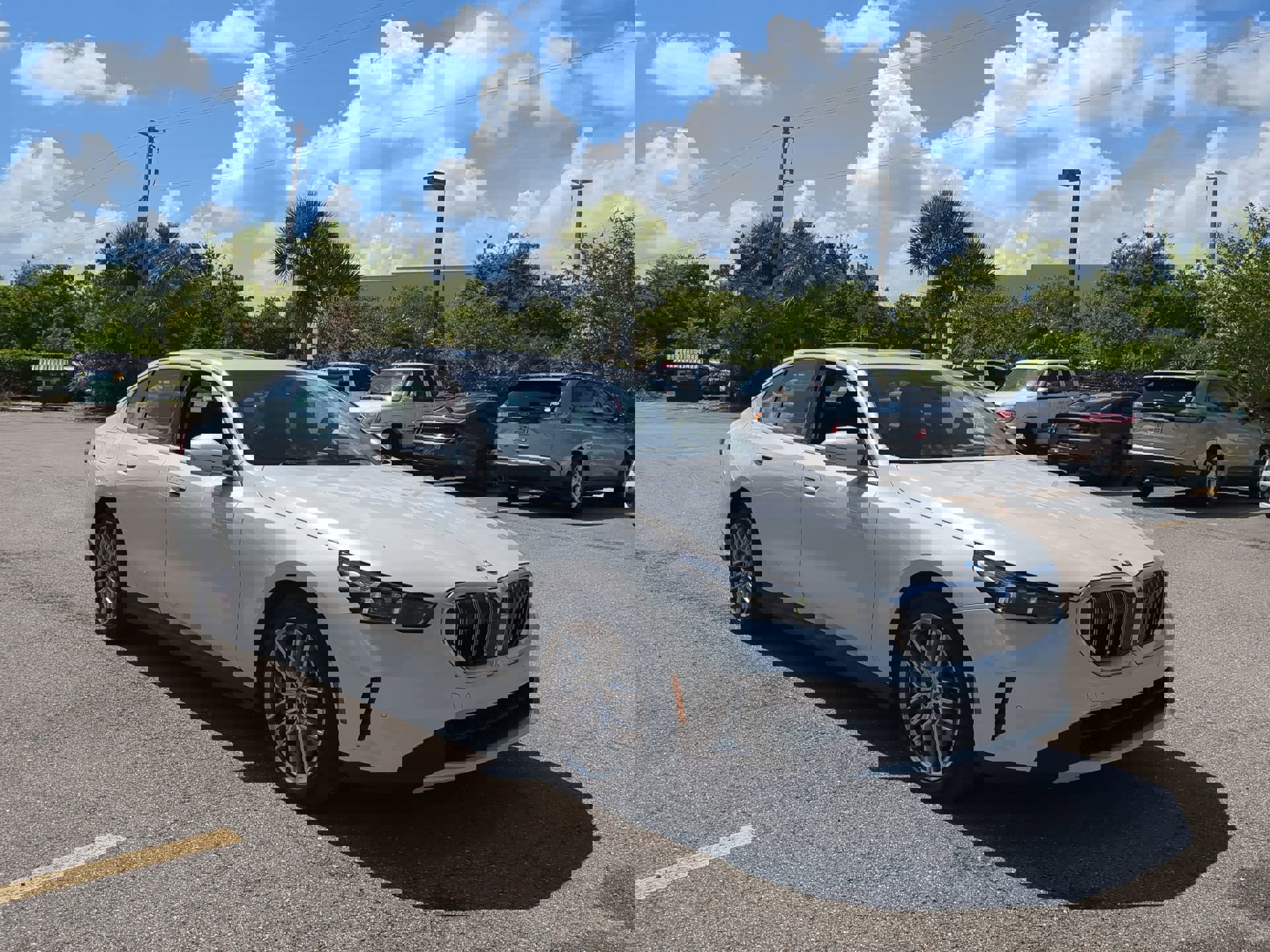 WBA43FJ01RCS35154
