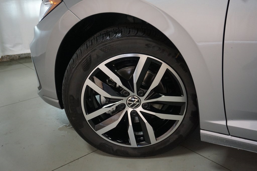 2025 Volkswagen Jetta 1.5T SE photo 24