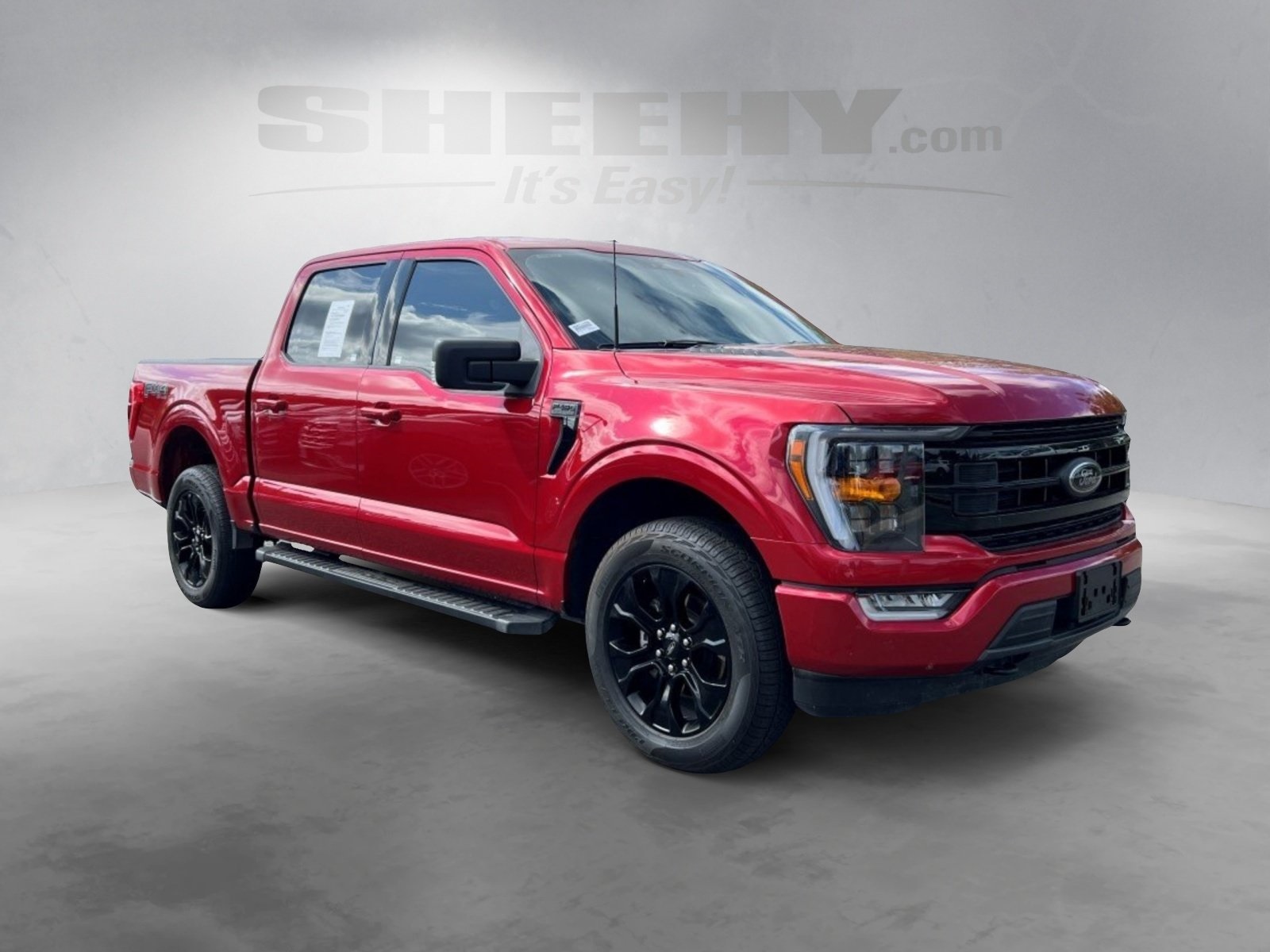 2022 Ford F-150 XLT photo 2