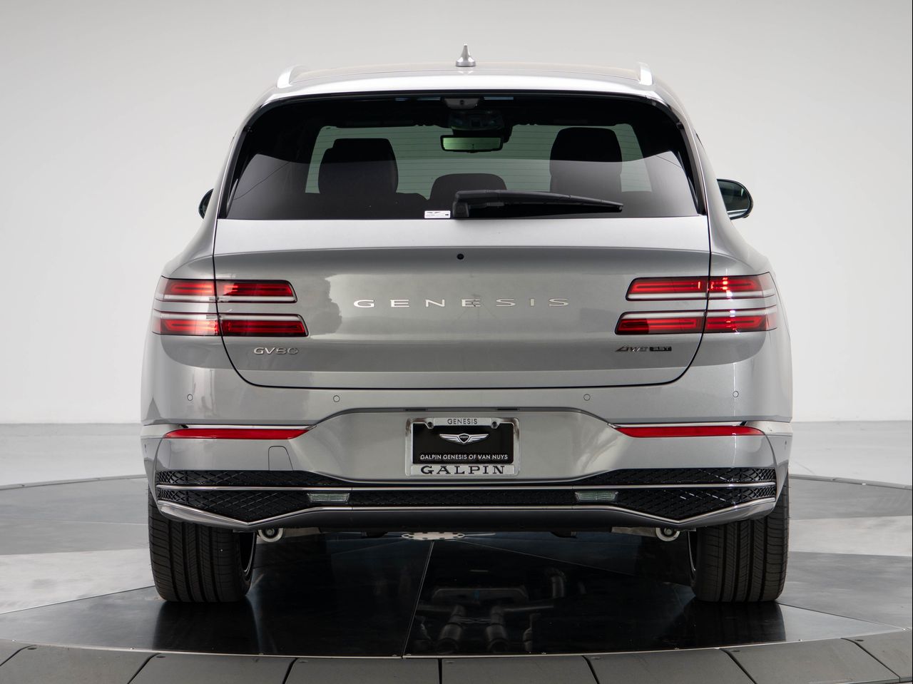 2025 Genesis GV80 3.5T Prestige AWD photo 4